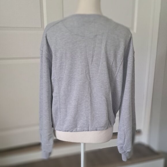 CTU Cropped Pullover Sweatshirt Long Sleeve Crewneck, pull on hem Small NWT - Picture 5 of 16